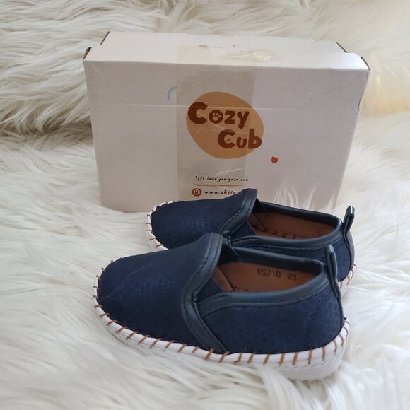 Cozy Cub Navy Blue Fashion Toddler Soft Sole Sports Shoes SZ 6.5 - Picture 5 of 10